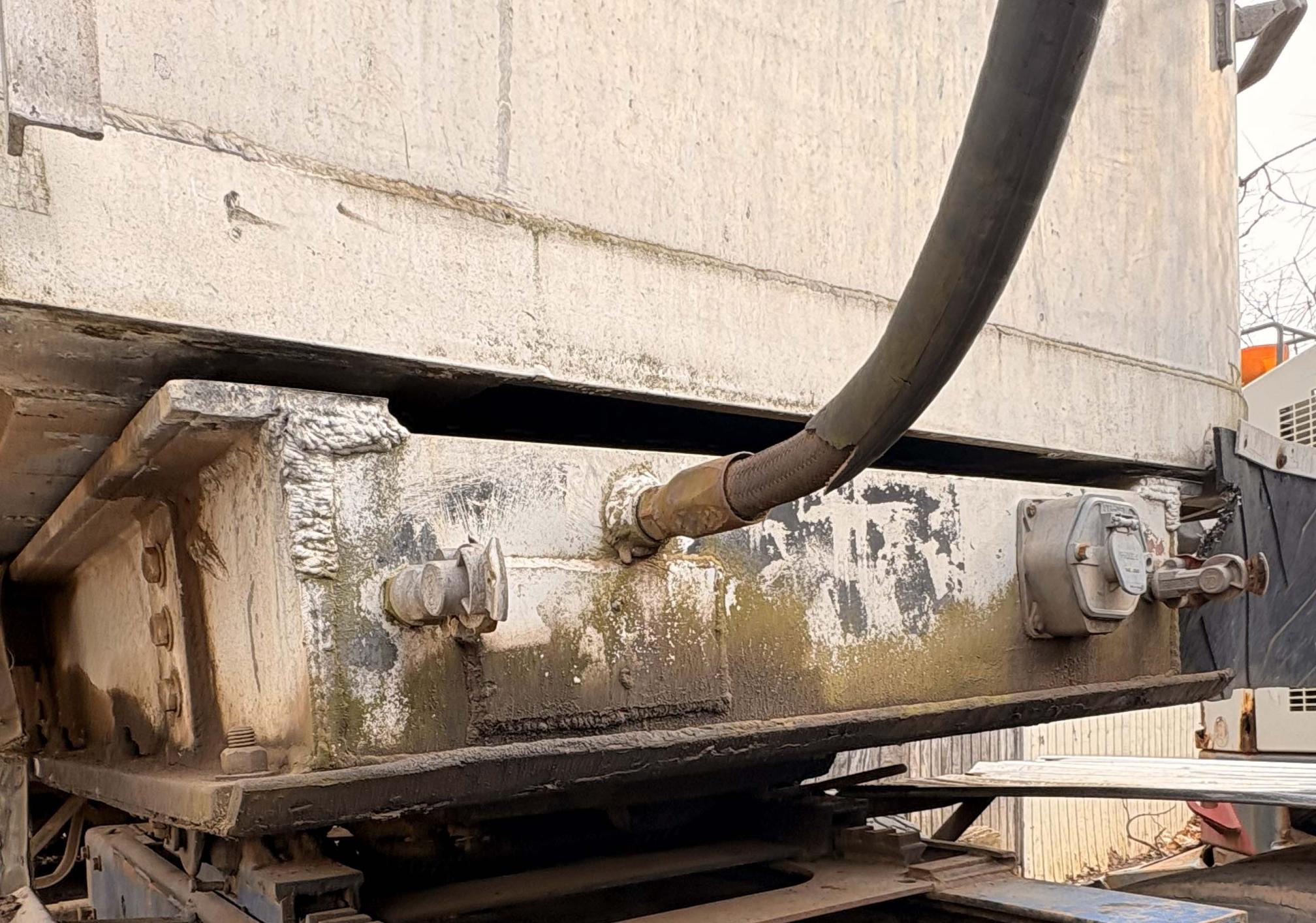 1983 RAVEN 34 - view 16 of 18