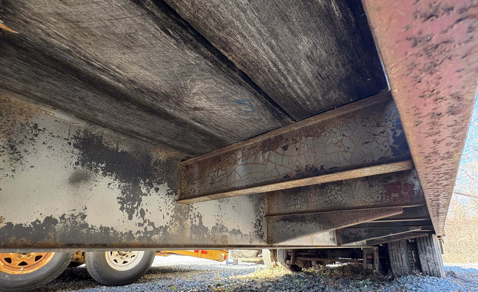 1999 EAGER BEAVER 33 - view 16 of 17