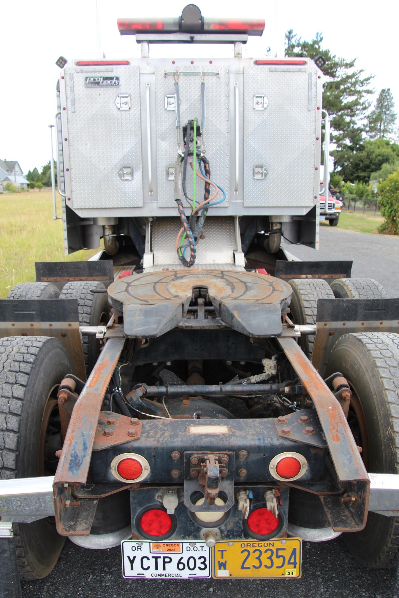 1996 FREIGHTLINER 120 - view 9 of 30