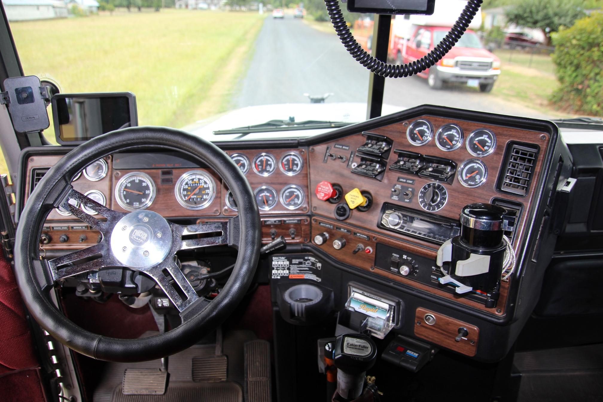 1996 FREIGHTLINER 120 - view 17 of 30