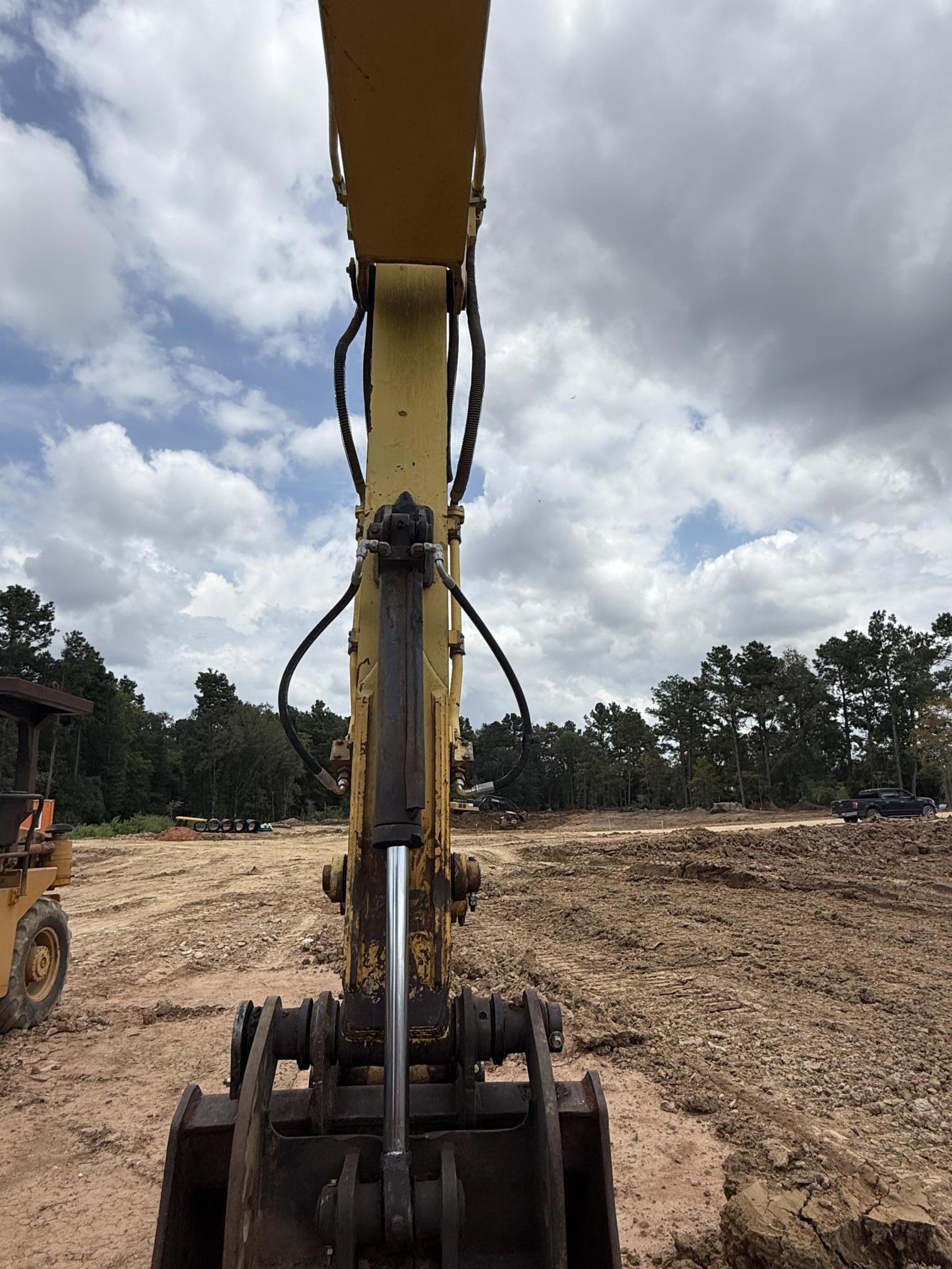 2015 KOBELCO SK210 LC-10 - view 4 of 26