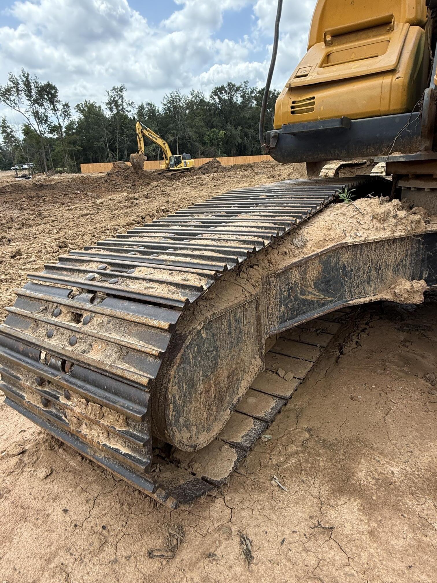 2015 KOBELCO SK210 LC-10 - view 10 of 26