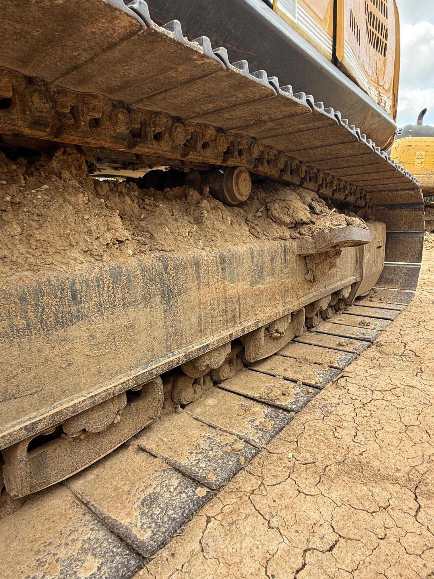 2015 KOBELCO SK210 LC-10 - view 15 of 26