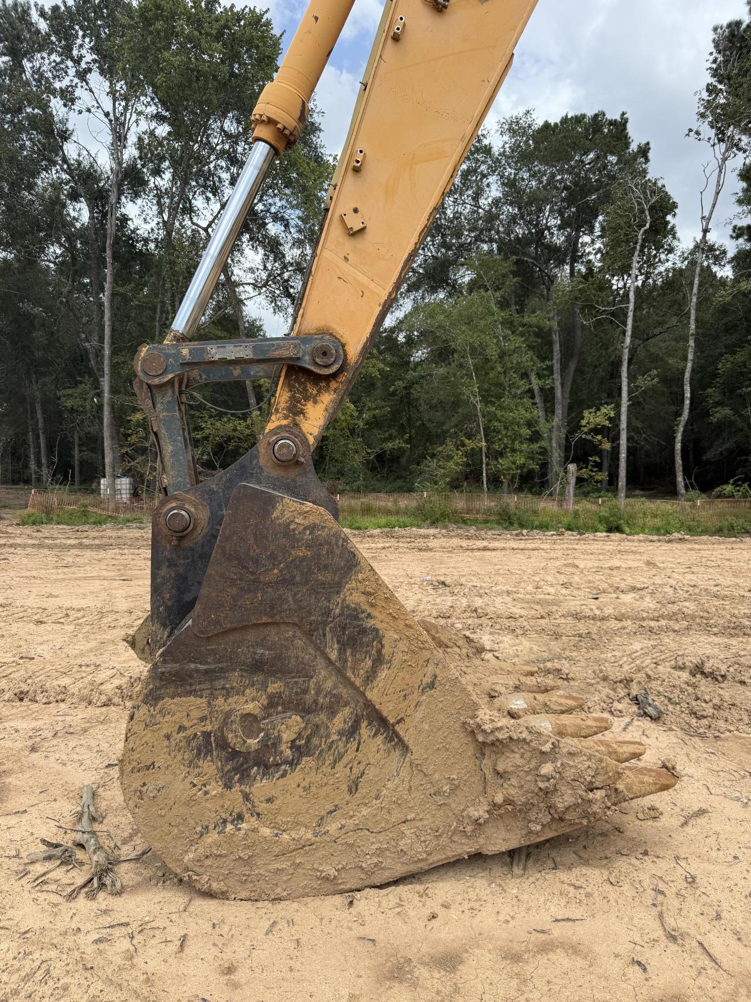 2017 HYUNDAI ROBEX 480LC - view 5 of 30