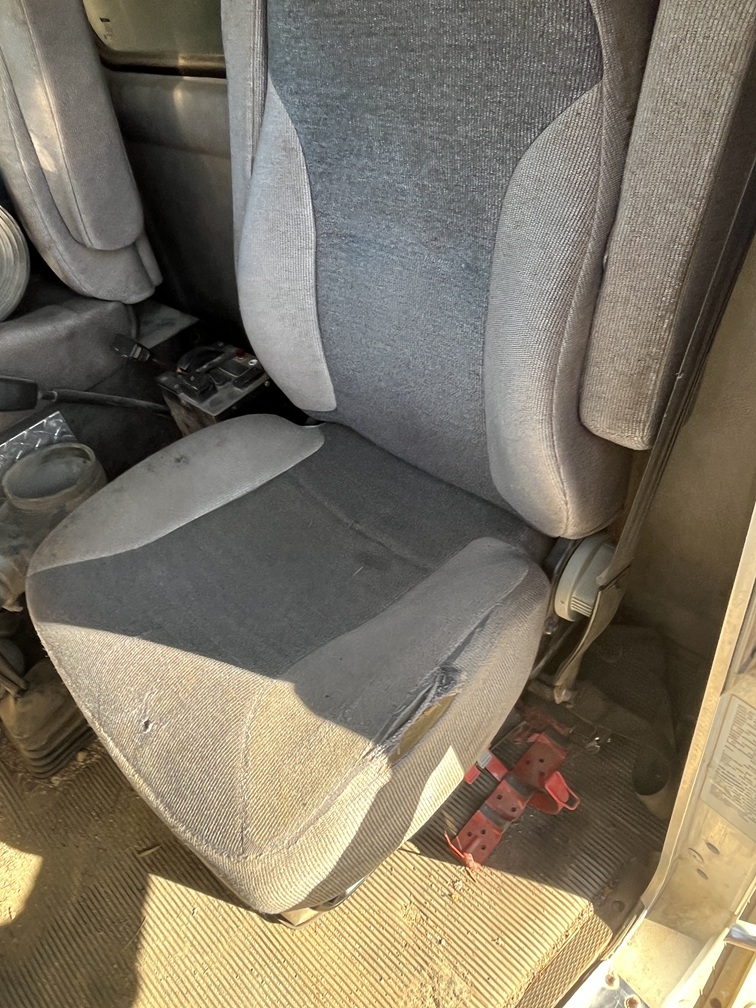 2008 KENWORTH T300 - view 5 of 16