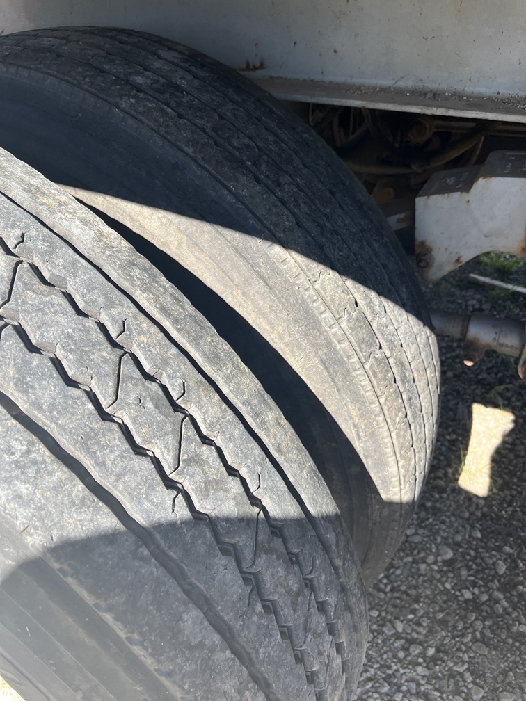 2006 EAST 42 - view 11 of 14