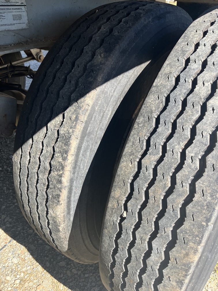 2006 EAST 42 - view 12 of 14