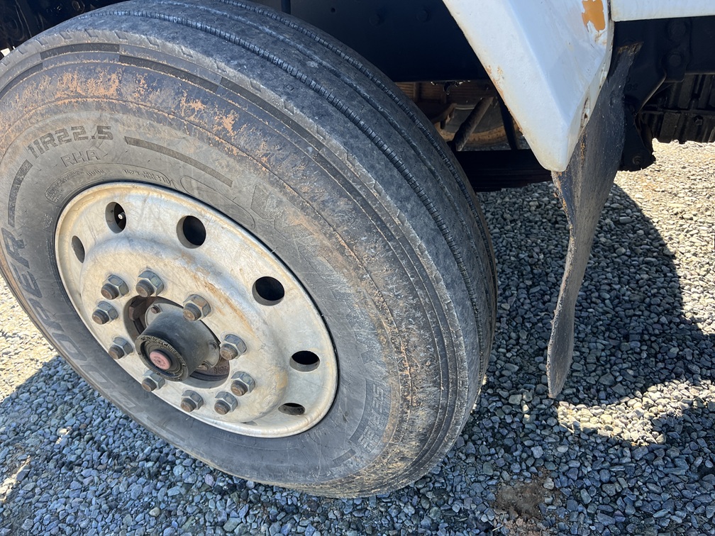 1994 FORD l-9000 - view 13 of 22